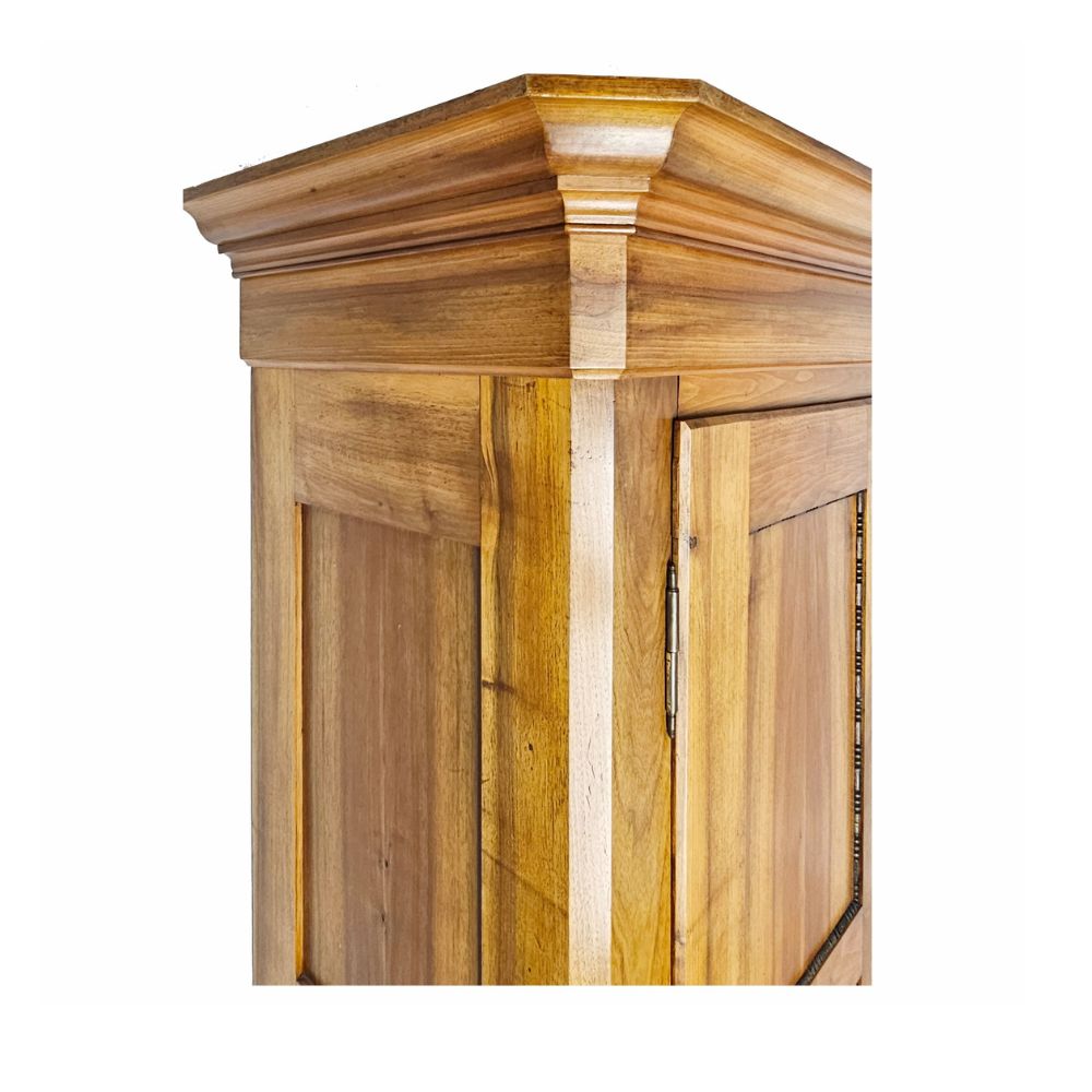 Schrank antik Nussbaum massiv