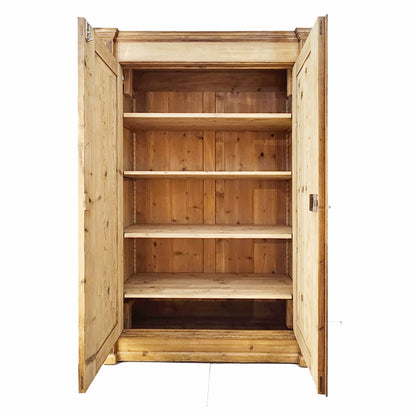 Gründerzeitschrank antik Tanne