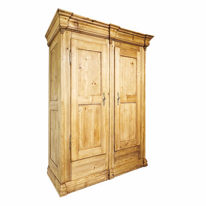 Weichholzschrank antik Tanne